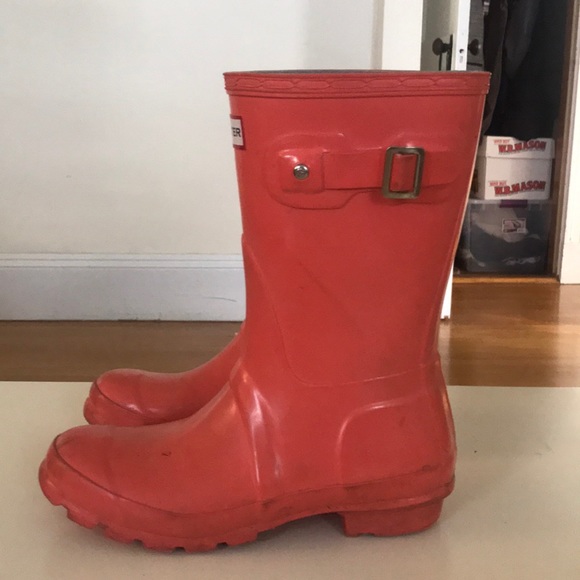 Hunter Rain Boots ! - Picture 2 of 5